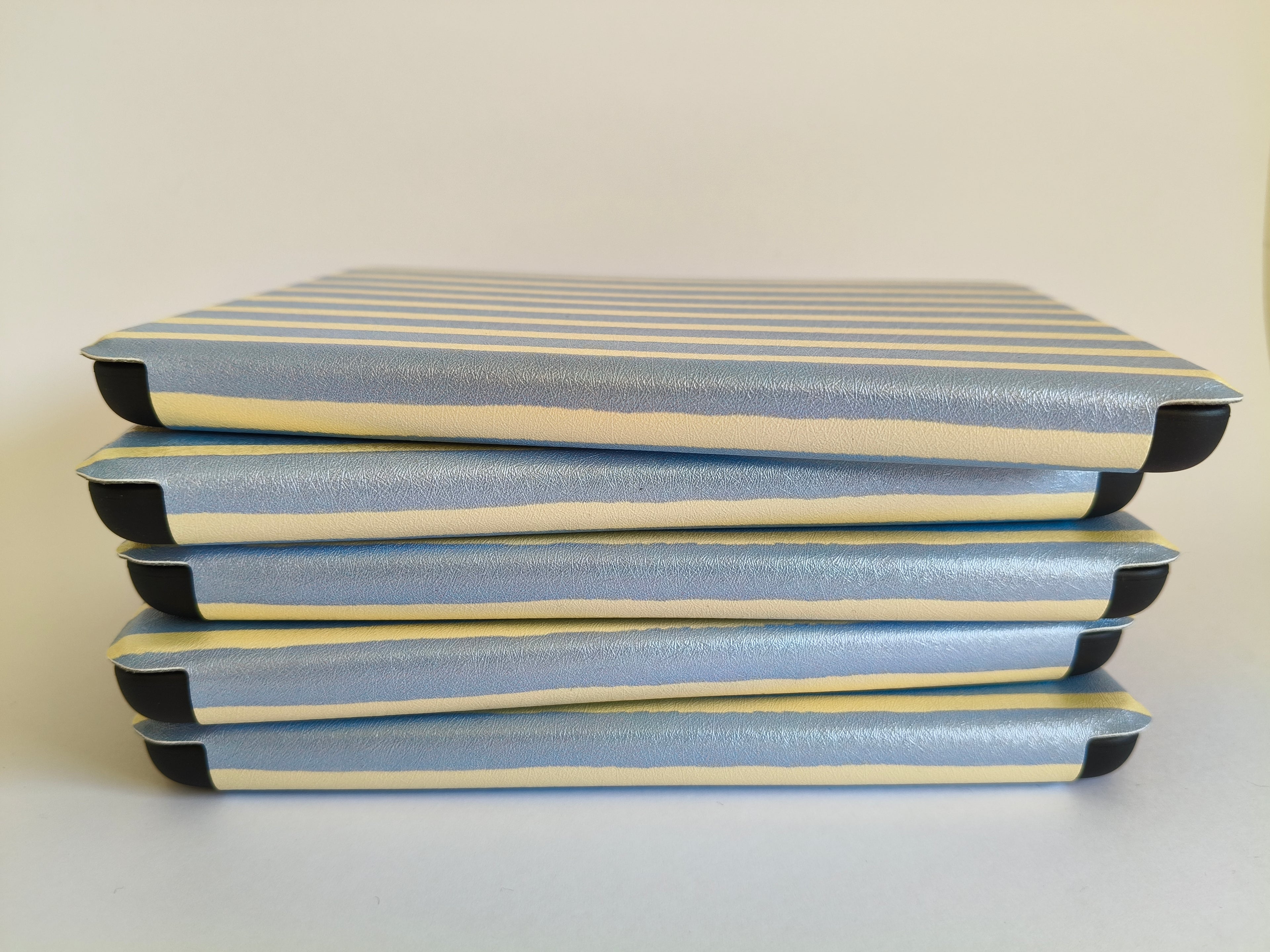 Premium Kindle Case – Rainy Sunday
