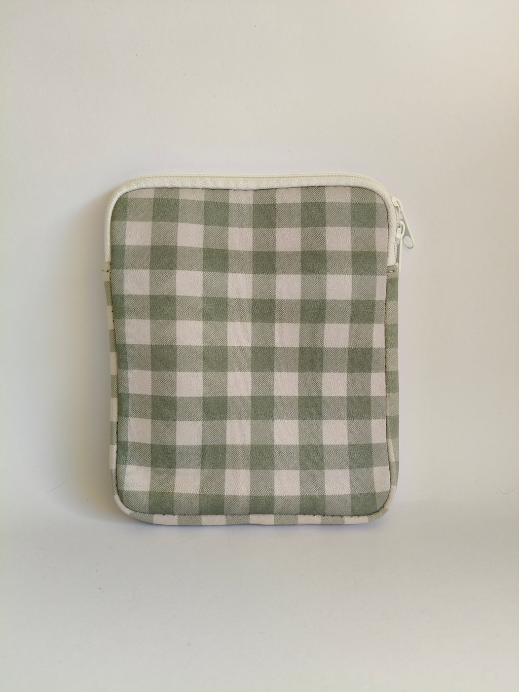 Kindle Sleeve – Booked for Brunch