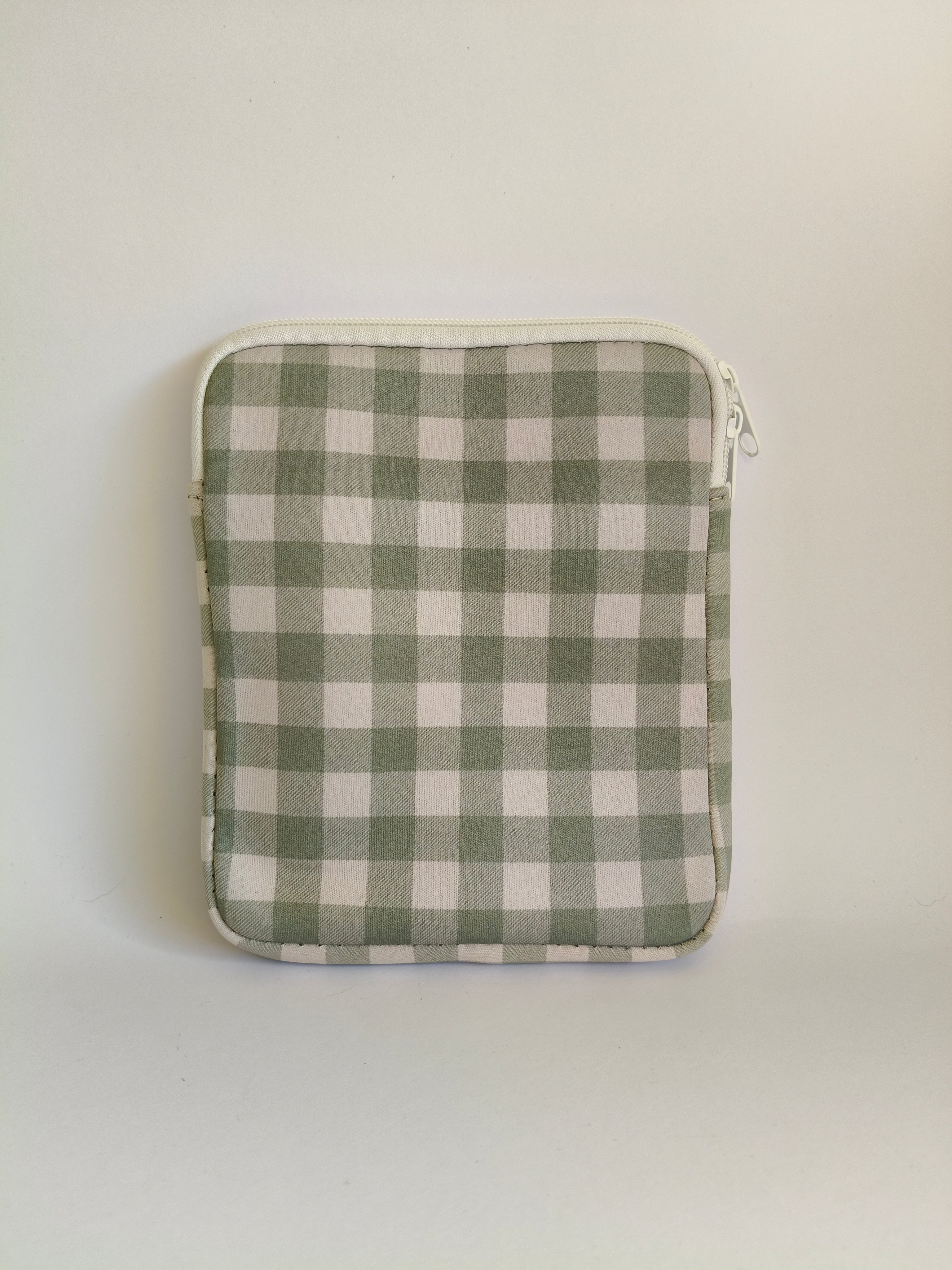 Kindle Sleeve – Booked for Brunch