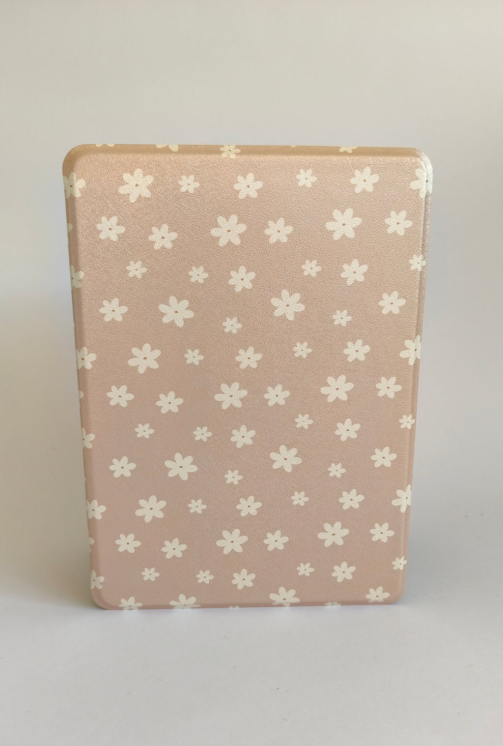 Premium Kindle Case – Petals & Prologues